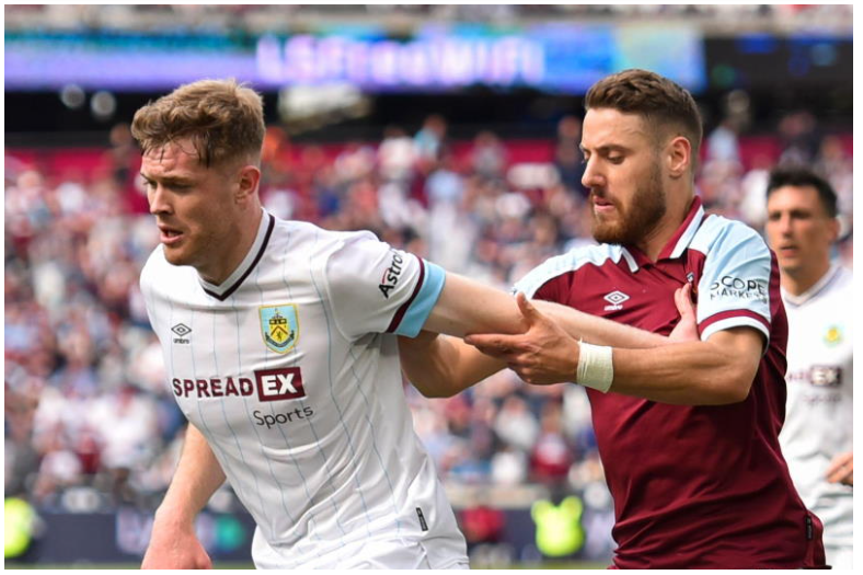 โชว์ฟอร์มอันร้อนแรง